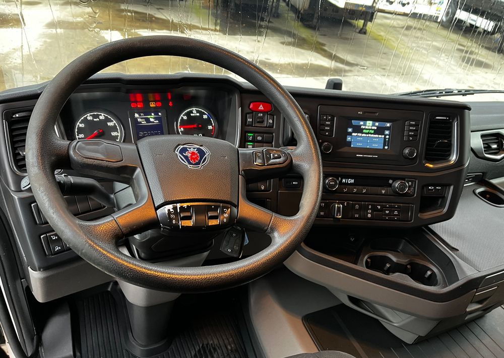 Камион с брезент Scania R410 // 2018 Rok 6x2 // Retarder // Automat // Led // Navi // 77 //: снимка 14
