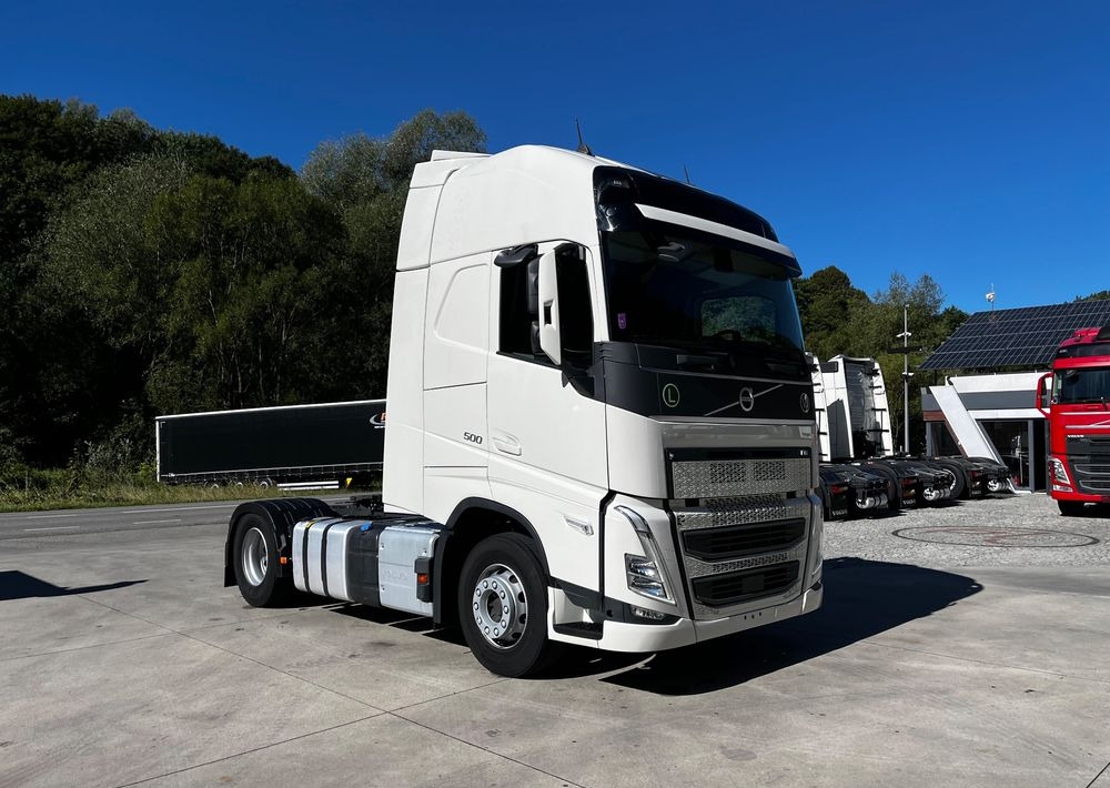 Volvo FH 500 // Zamiana na starszy //  EURO 6 // Standard // 2024 Rok // Parkclima // Globe XL // Skóry // Joystick // - Влекач: снимка 3 Volvo FH 500 // Zamiana na starszy //  EURO 6 // Standard // 2024 Rok // Parkclima // Globe XL // Skóry // Joystick // - Влекач: снимка 3