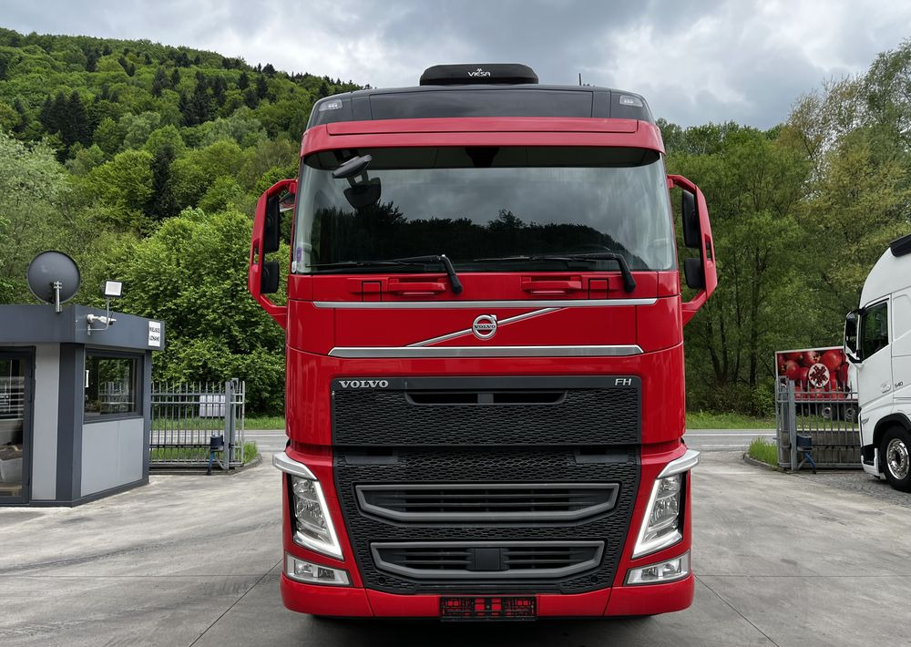 Volvo FH // Standard // 2018 // Duże zbiorniki // Klima postojowa // Radary // Idealny ! - Влекач: снимка 2 Volvo FH // Standard // 2018 // Duże zbiorniki // Klima postojowa // Radary // Idealny ! - Влекач: снимка 2