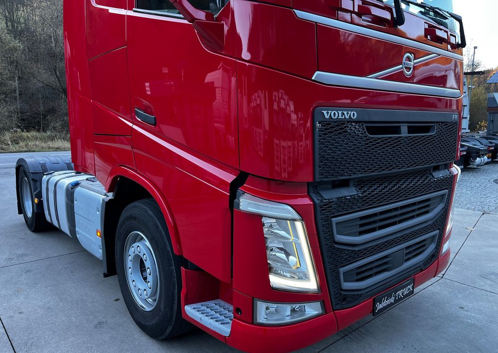 Volvo FH // Standard // 2018 // Duże zbiorniki // Klima postojowa // Radary // Idealny ! - Влекач: снимка 2 Volvo FH // Standard // 2018 // Duże zbiorniki // Klima postojowa // Radary // Idealny ! - Влекач: снимка 2