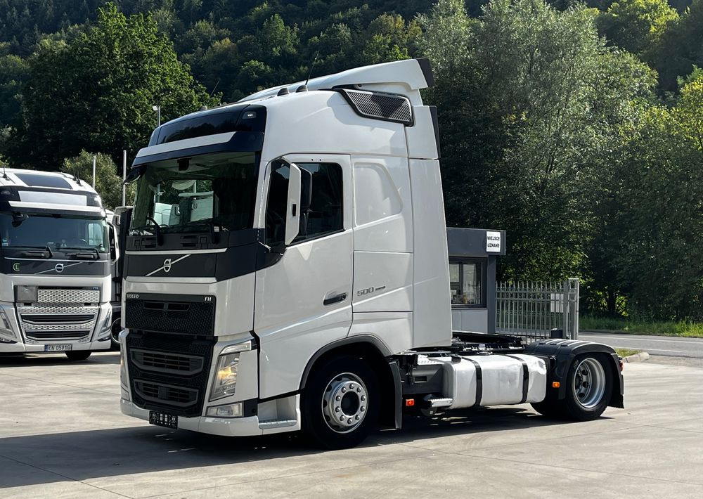 Volvo FH500 // 2016 // Mega // 2 zbiorniki // Z ruchu międzynarodowego // - Влекач: снимка 1 Volvo FH500 // 2016 // Mega // 2 zbiorniki // Z ruchu międzynarodowego // - Влекач: снимка 1