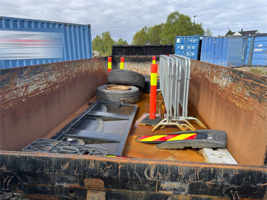 Annet Krokcontainer Hook lift container 15m3 - Мултилифт контейнер: снимка 4 Annet Krokcontainer Hook lift container 15m3 - Мултилифт контейнер: снимка 4