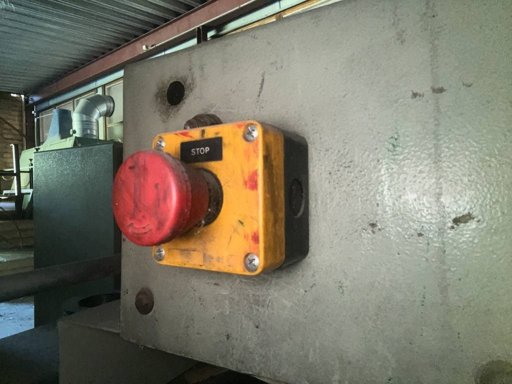 Annet SCM M3 Automatic multiblade rip saw - Дървообработваща машина: снимка 4 Annet SCM M3 Automatic multiblade rip saw - Дървообработваща машина: снимка 4