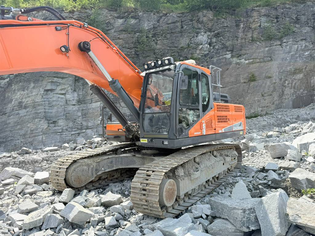 Doosan DX 300 LC-5 - Верижен багер: снимка 2 Doosan DX 300 LC-5 - Верижен багер: снимка 2