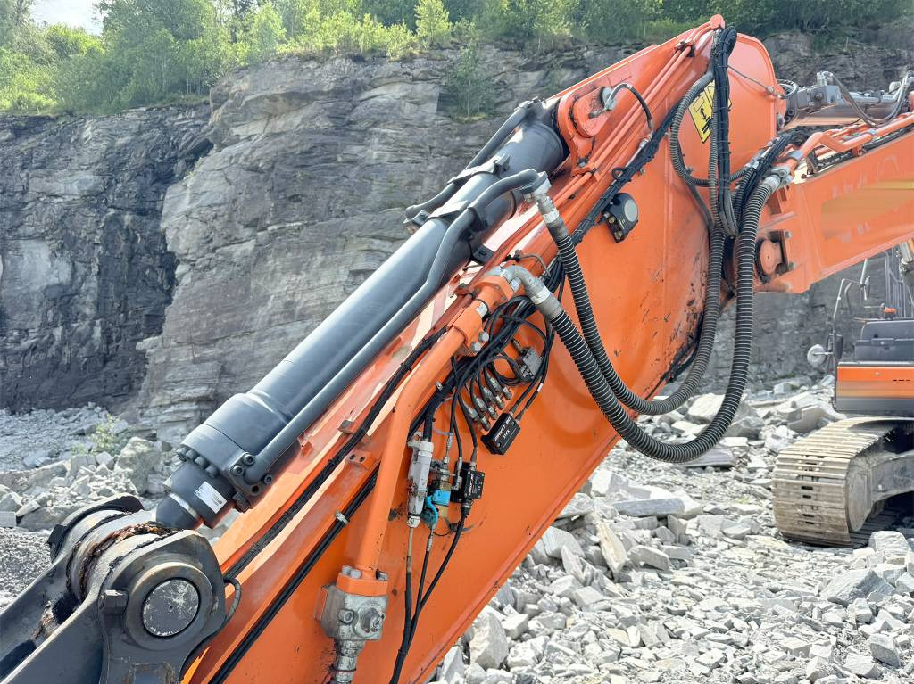 Doosan DX 300 LC-5 - Верижен багер: снимка 4 Doosan DX 300 LC-5 - Верижен багер: снимка 4