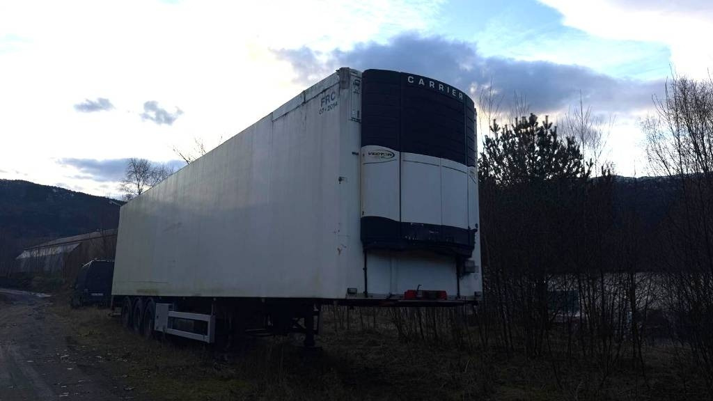 HFR SL 24 Carrier Vector 1850 Bussbygg Thermomax - Рефрижератор полуремарке: снимка 1 HFR SL 24 Carrier Vector 1850 Bussbygg Thermomax - Рефрижератор полуремарке: снимка 1