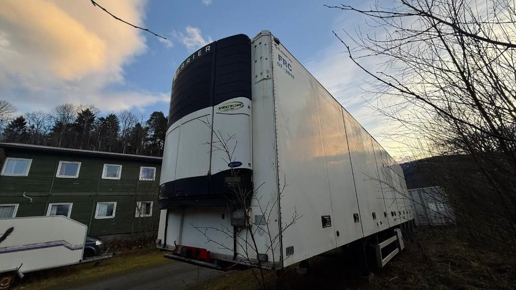 HFR SL 24 Carrier Vector 1850 Bussbygg Thermomax - Рефрижератор полуремарке: снимка 3 HFR SL 24 Carrier Vector 1850 Bussbygg Thermomax - Рефрижератор полуремарке: снимка 3