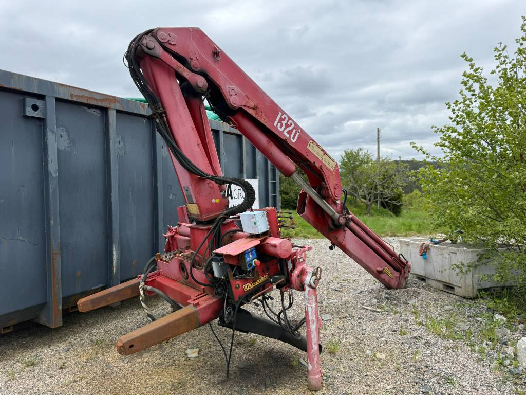 HMF 1323 K4D kran 13tm - Кран за камион: снимка 1 HMF 1323 K4D kran 13tm - Кран за камион: снимка 1