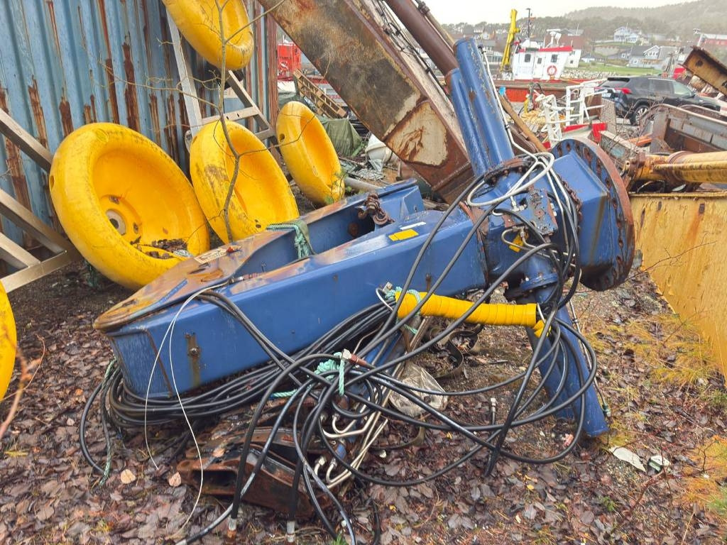 Palfinger 32080M Marine crane 32tm - Кран за камион: снимка 1 Palfinger 32080M Marine crane 32tm - Кран за камион: снимка 1