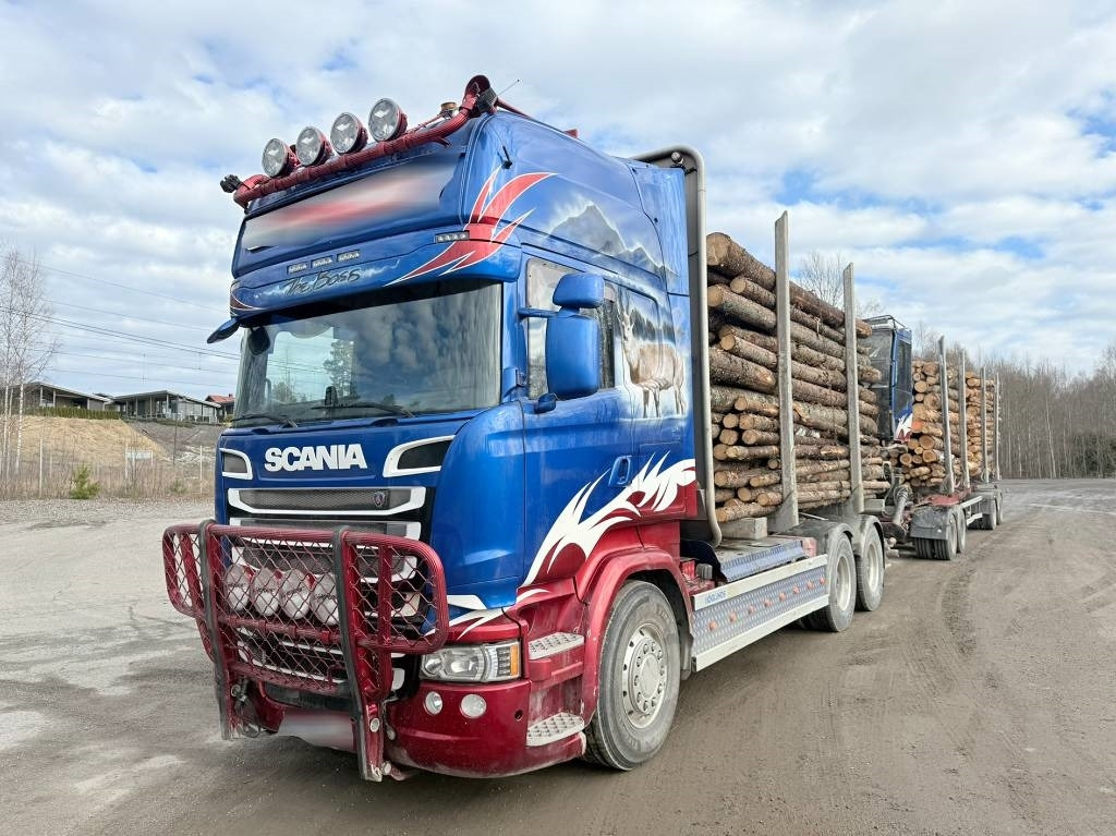 Scania R 730 6x4 Jonsered J1088S - Камион за дърва: снимка 1 Scania R 730 6x4 Jonsered J1088S - Камион за дърва: снимка 1