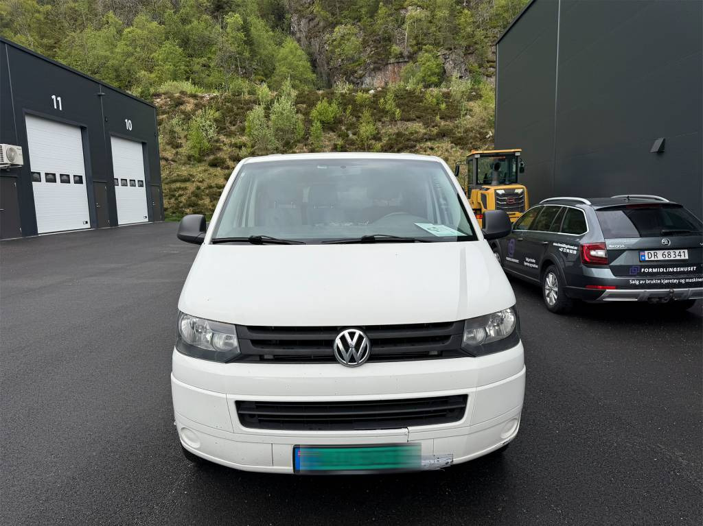 Volkswagen Transporter 4x4 - Товарен бус: снимка 3 Volkswagen Transporter 4x4 - Товарен бус: снимка 3