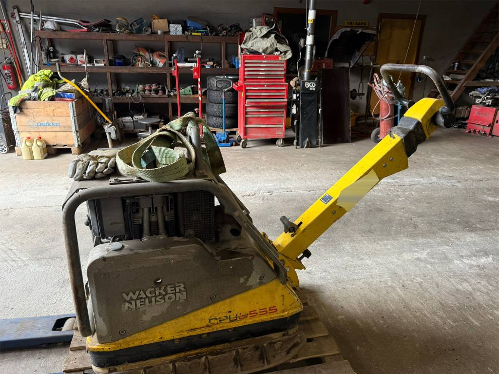 Wacker Neuson DPU 6555 HE - Виброплоча: снимка 4 Wacker Neuson DPU 6555 HE - Виброплоча: снимка 4