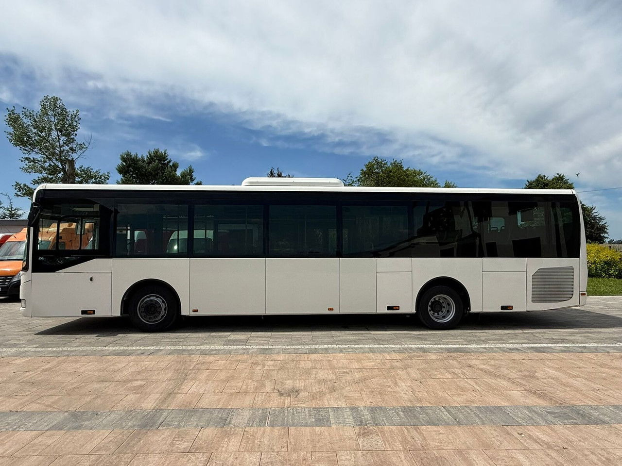 Irisbus Crossway LE SFR 161 Euro 5 Klimatyzacja Thermoking 12metrów 37mi - Градски автобус: снимка 5 Irisbus Crossway LE SFR 161 Euro 5 Klimatyzacja Thermoking 12metrów 37mi - Градски автобус: снимка 5