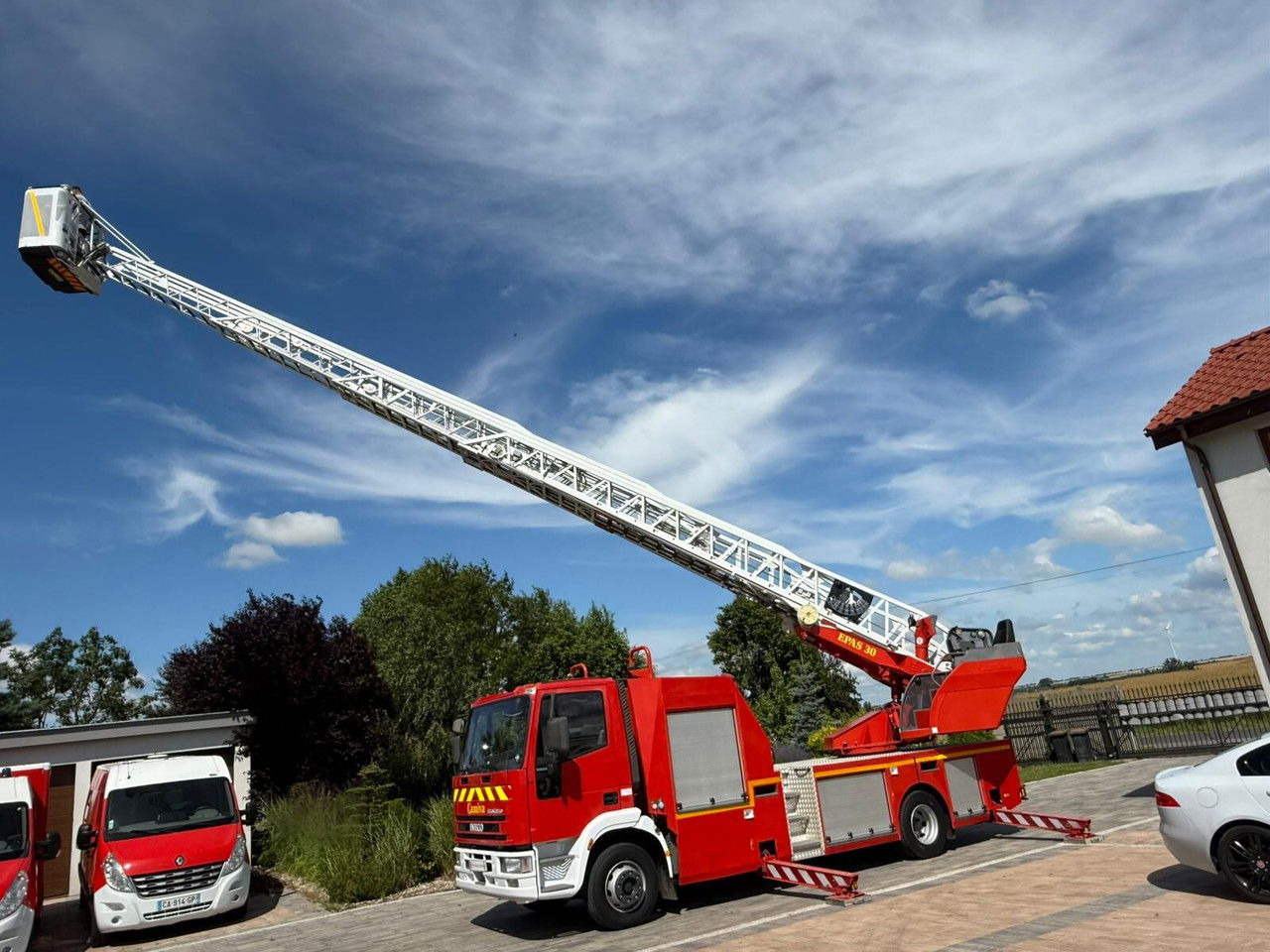 Iveco Eurocargo 130E24 Podnośnik koszowy zwyżka - Автовишка, Пожарна кола: снимка 3 Iveco Eurocargo 130E24 Podnośnik koszowy zwyżka - Автовишка, Пожарна кола: снимка 3