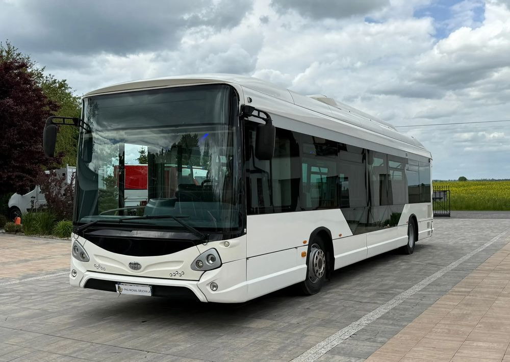 Iveco Heuliez GX 337 - Градски автобус: снимка 1 Iveco Heuliez GX 337 - Градски автобус: снимка 1