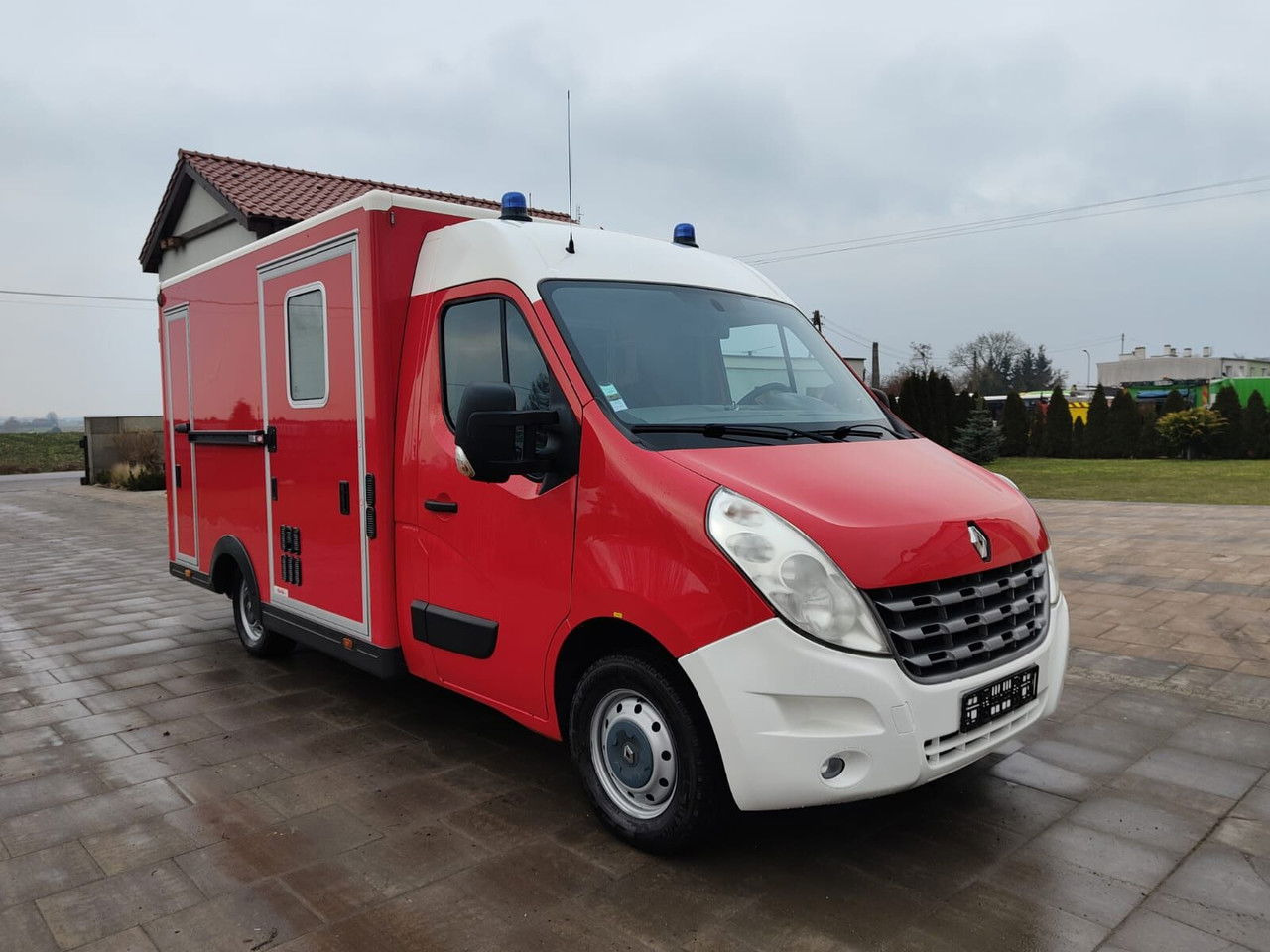 Renault Master Karetka Ambulans pogotowie kontenerowe Kamper - Линейка: снимка 1 Renault Master Karetka Ambulans pogotowie kontenerowe Kamper - Линейка: снимка 1