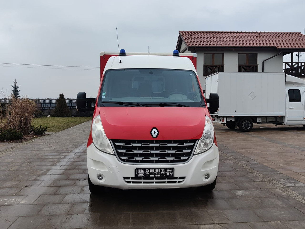 Renault Master Karetka Ambulans pogotowie kontenerowe Kamper - Линейка: снимка 2 Renault Master Karetka Ambulans pogotowie kontenerowe Kamper - Линейка: снимка 2