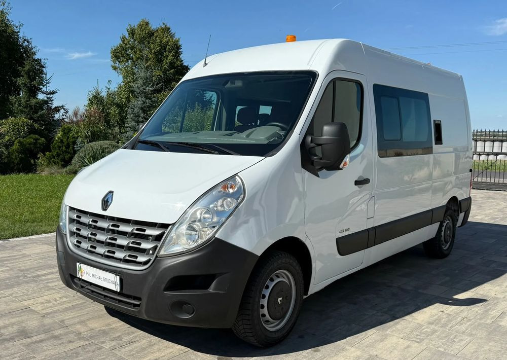 Renault Master - Бус с двойна кабина: снимка 3 Renault Master - Бус с двойна кабина: снимка 3