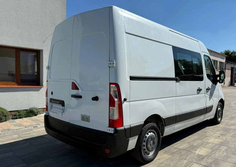 Renault Master - Бус с двойна кабина: снимка 4 Renault Master - Бус с двойна кабина: снимка 4