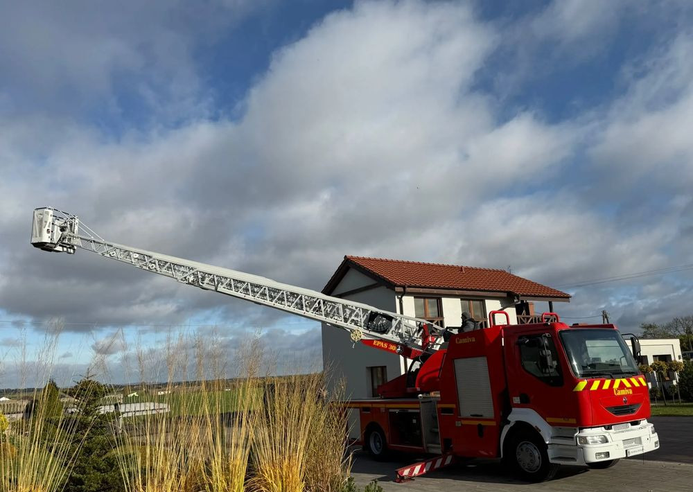 Renault Midlum 210 - Пожарна кола: снимка 4 Renault Midlum 210 - Пожарна кола: снимка 4