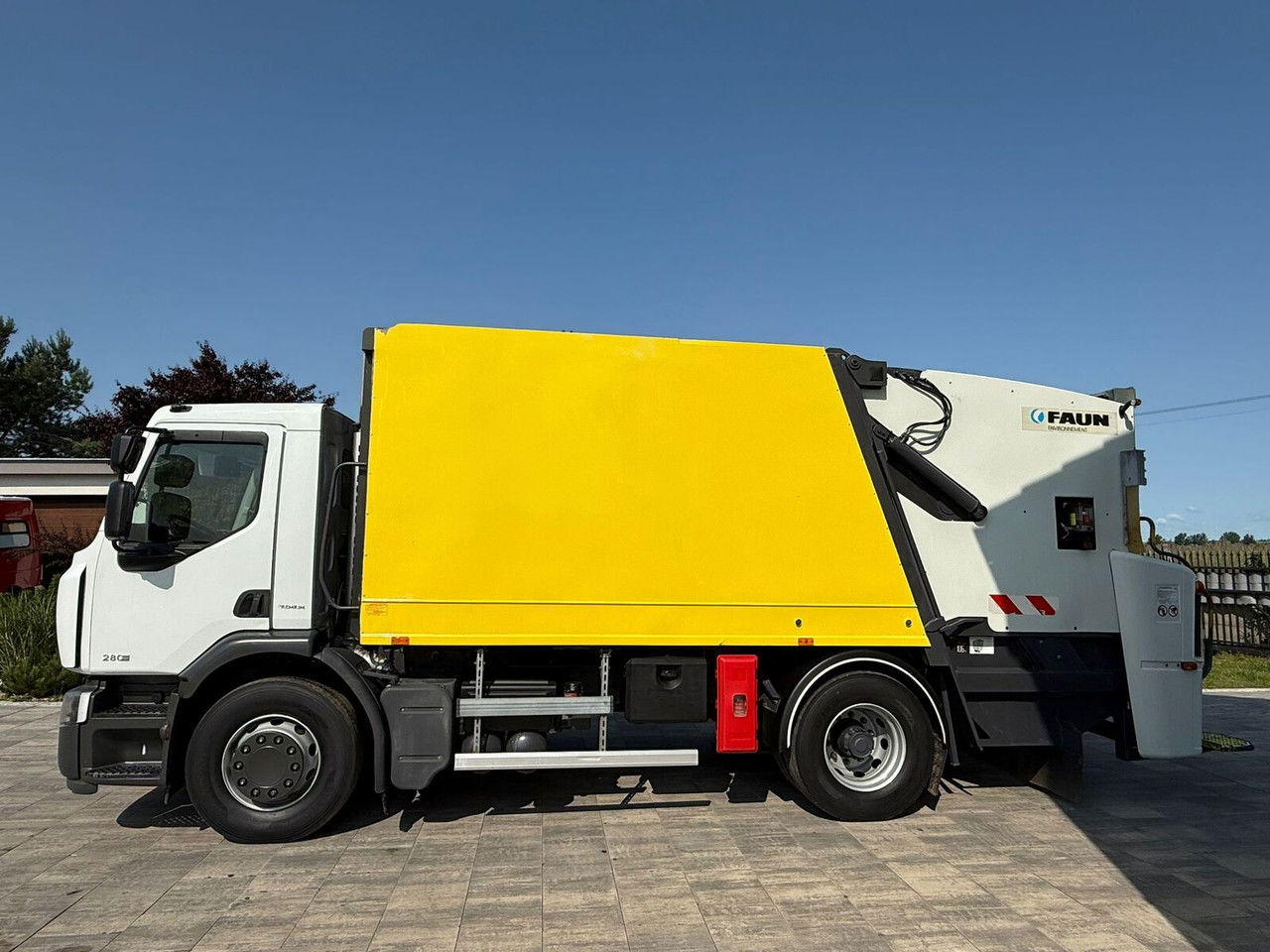 Renault Premium 280 DXI Śmieciarka Faun VR5.Untr Tylko 263TYS Przebiegu - Боклукчийска кола: снимка 5 Renault Premium 280 DXI Śmieciarka Faun VR5.Untr Tylko 263TYS Przebiegu - Боклукчийска кола: снимка 5