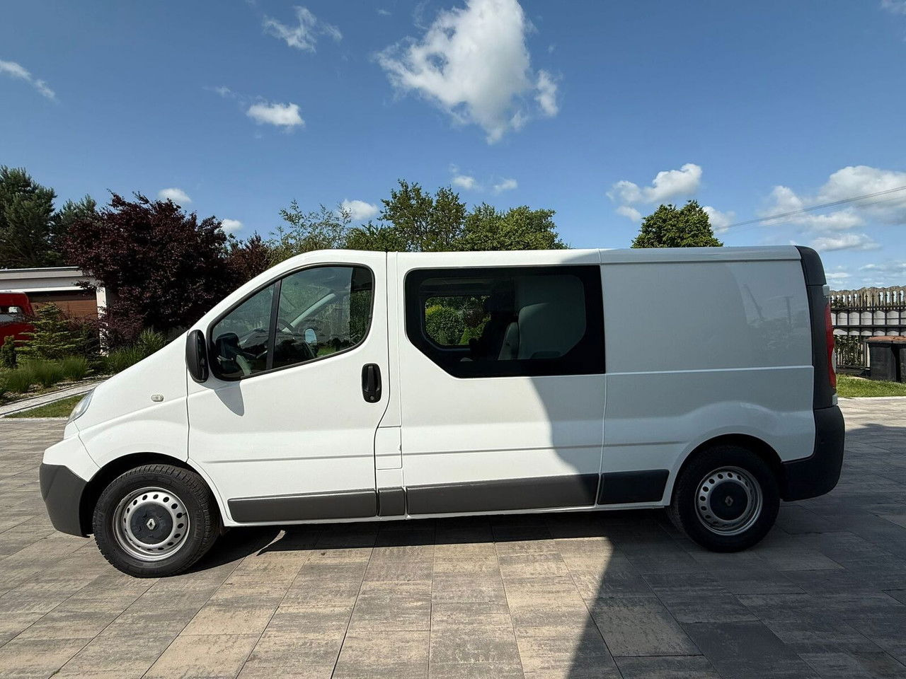 Renault Trafic 2.0 Doka 6 osobowy Klimatyzacja Hak - Малък ван: снимка 5 Renault Trafic 2.0 Doka 6 osobowy Klimatyzacja Hak - Малък ван: снимка 5