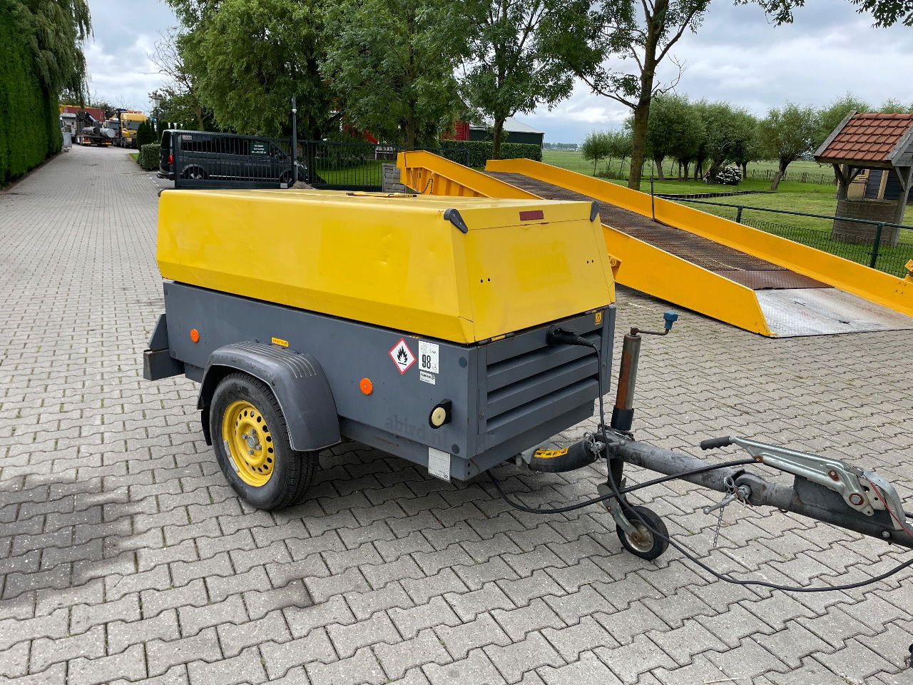 Atlas Copco Xas77 - Компресор за въздух: снимка 4 Atlas Copco Xas77 - Компресор за въздух: снимка 4