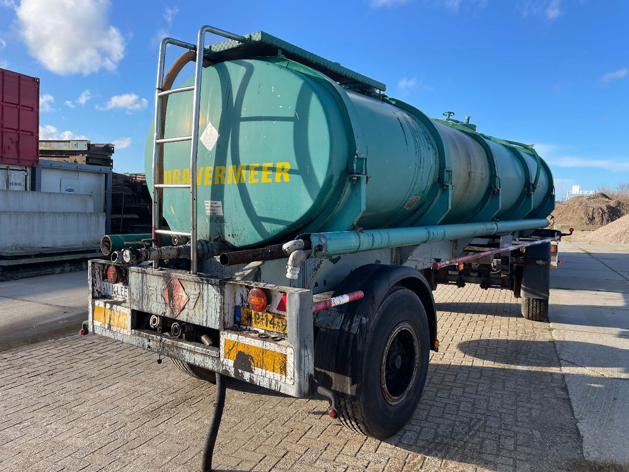 Burg Bitumen tank inox 14.000L - Ремарке цистерна: снимка 3 Burg Bitumen tank inox 14.000L - Ремарке цистерна: снимка 3