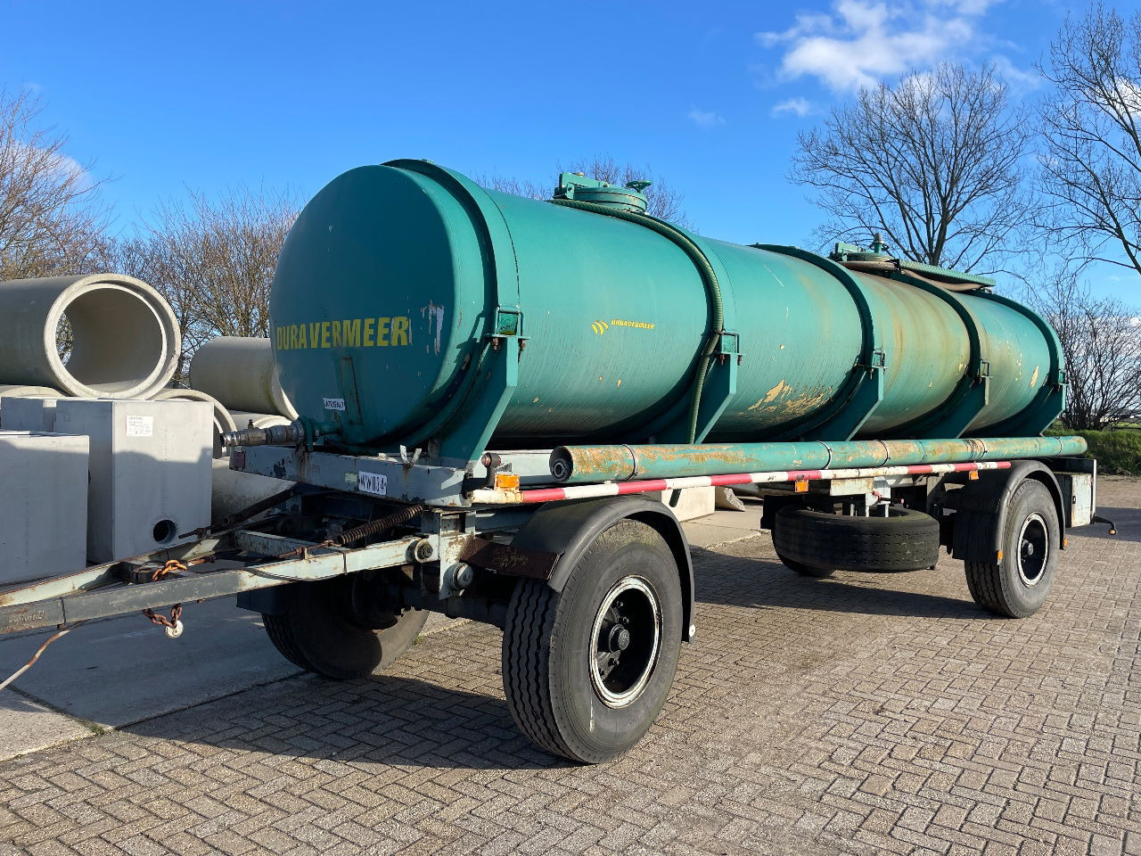 Burg Bitumen tank inox 14.000L - Ремарке цистерна: снимка 1 Burg Bitumen tank inox 14.000L - Ремарке цистерна: снимка 1