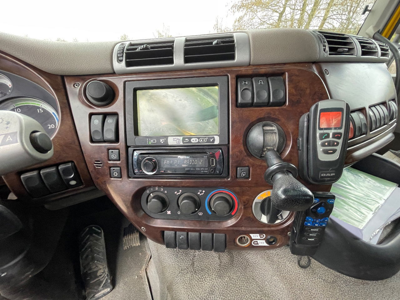 Камион с кран DAF 85.410 Met Effer 470 6s laadkraan ladekran loadercrane crane palfinger hiab fassi: снимка 15