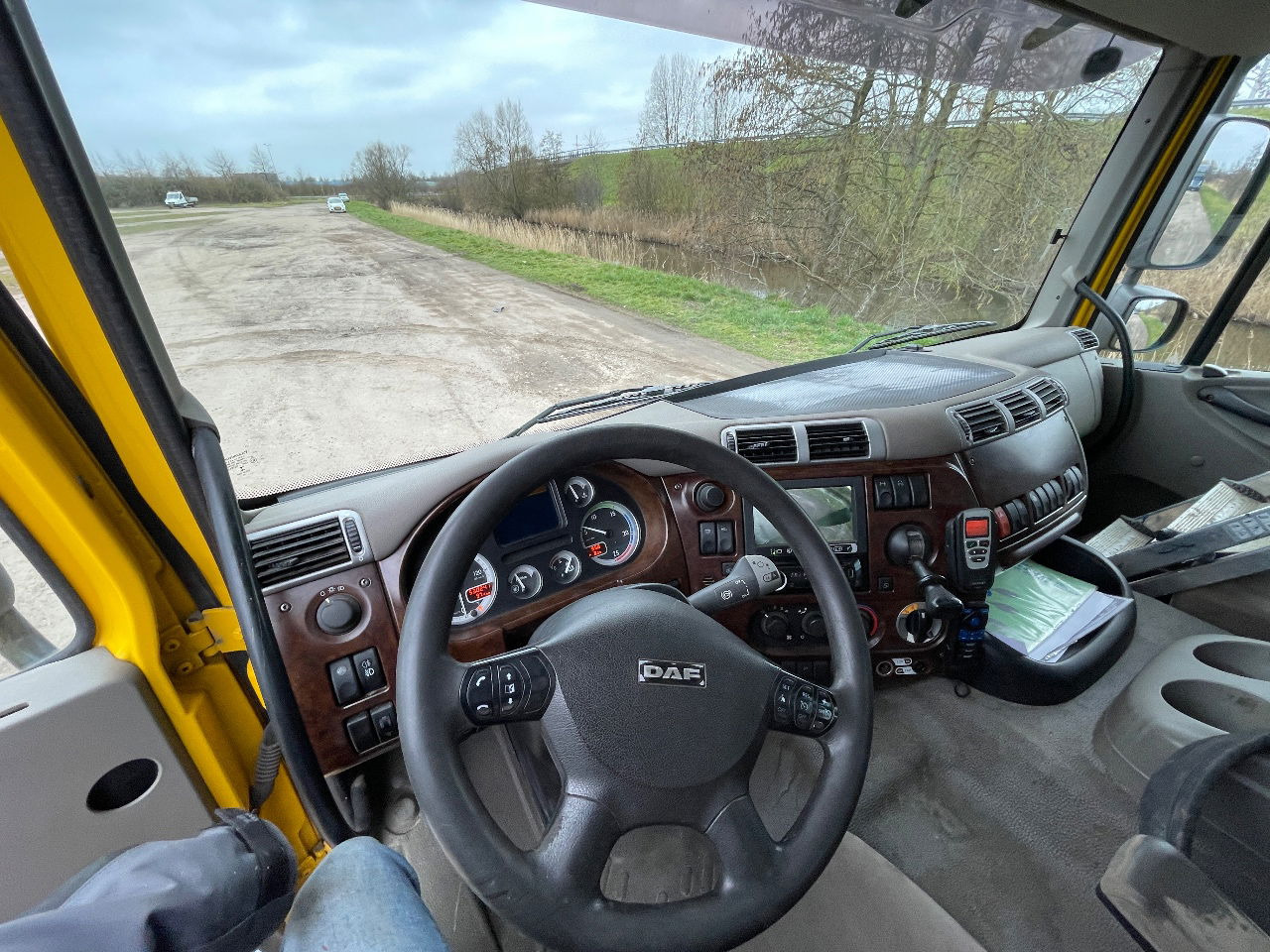 Камион с кран DAF 85.410 Met Effer 470 6s laadkraan ladekran loadercrane crane palfinger hiab fassi: снимка 14