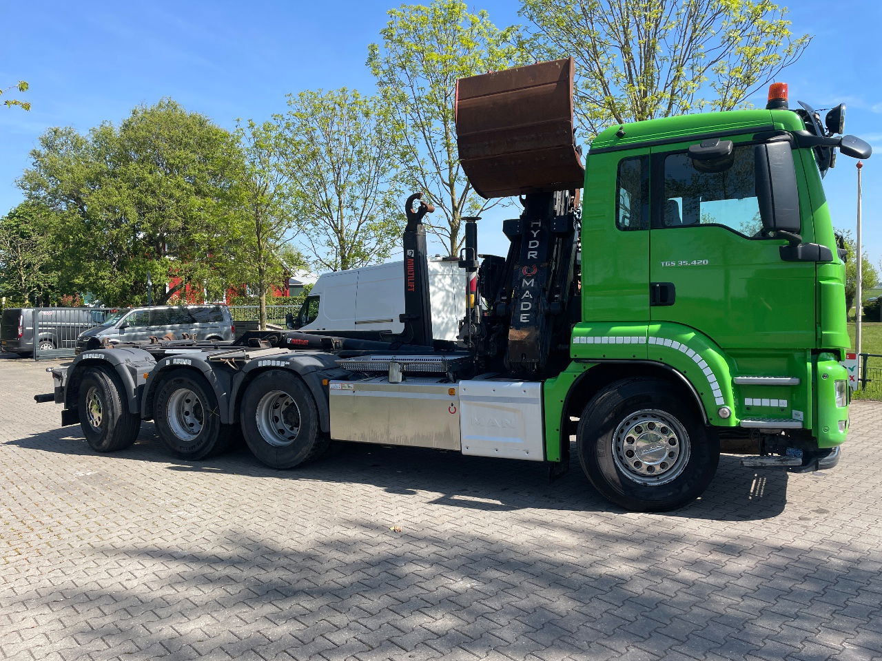 MAN TGS 35.420 met hiab 19tm Z kraan en 26t haakarm, bouwjaar 2018 - Контейнеровоз/ Сменна каросерия камион, Камион с кран: снимка 5 MAN TGS 35.420 met hiab 19tm Z kraan en 26t haakarm, bouwjaar 2018 - Контейнеровоз/ Сменна каросерия камион, Камион с кран: снимка 5