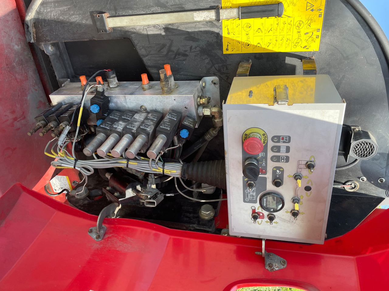 Артикулираща платформа Manitou 170 Aetj: снимка 10