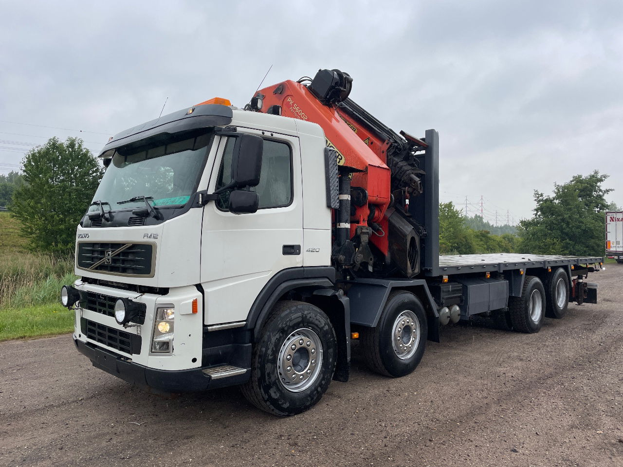 Volvo FM 12.420 with palfinger PK56002 with jib and winch, excellent condition - Камион с кран: снимка 3 Volvo FM 12.420 with palfinger PK56002 with jib and winch, excellent condition - Камион с кран: снимка 3