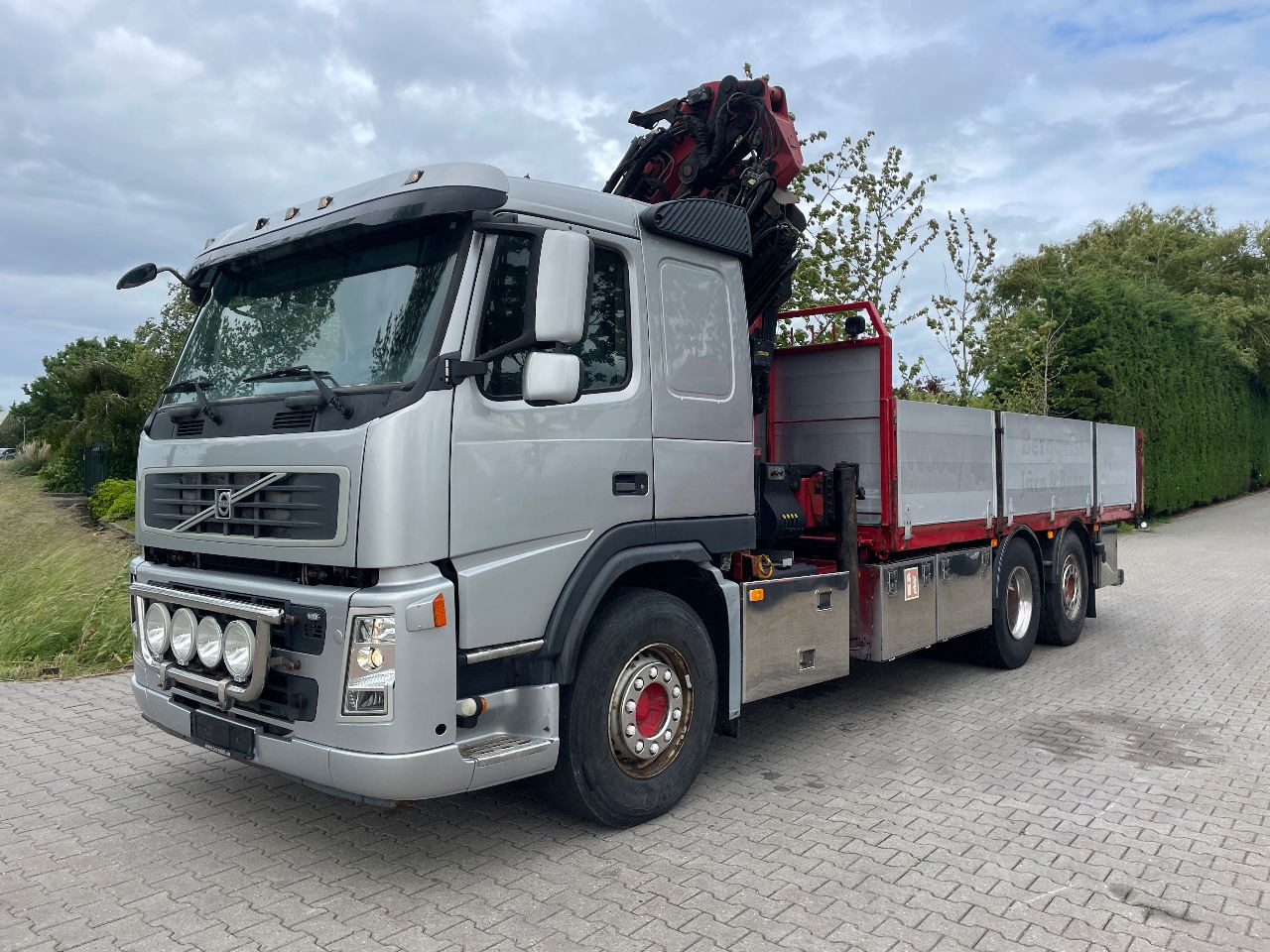 Volvo FM 440 with Palfinger PK29002 with jib flyjib - Камион с кран: снимка 2 Volvo FM 440 with Palfinger PK29002 with jib flyjib - Камион с кран: снимка 2