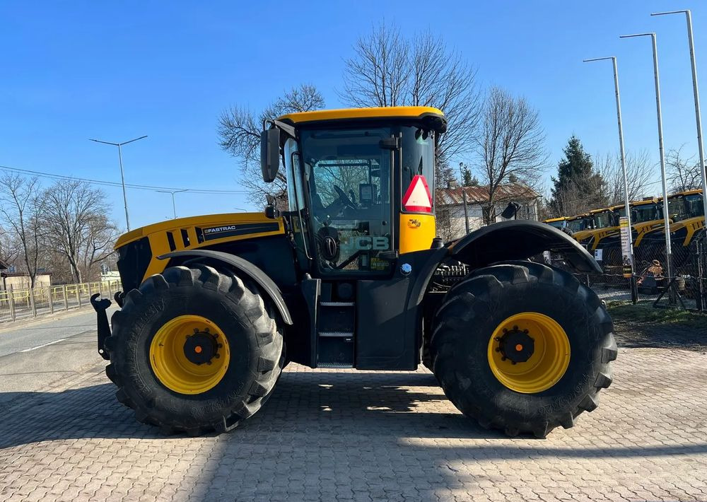 JCB 4220 - Трактор: снимка 2 JCB 4220 - Трактор: снимка 2