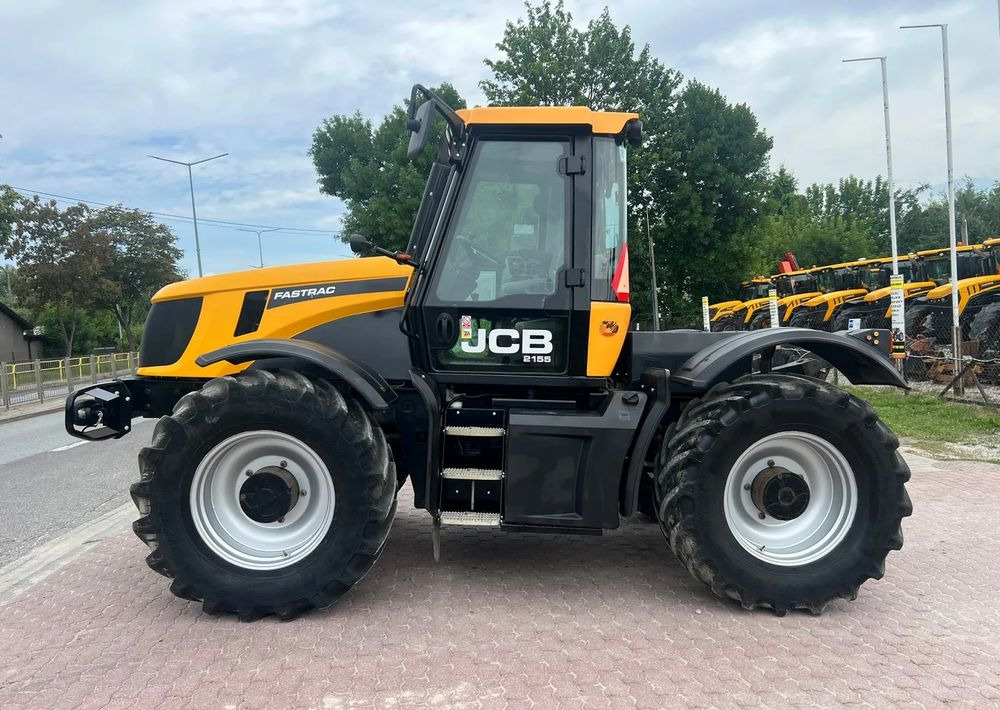 JCB Fastrac 2155 - Трактор: снимка 2 JCB Fastrac 2155 - Трактор: снимка 2