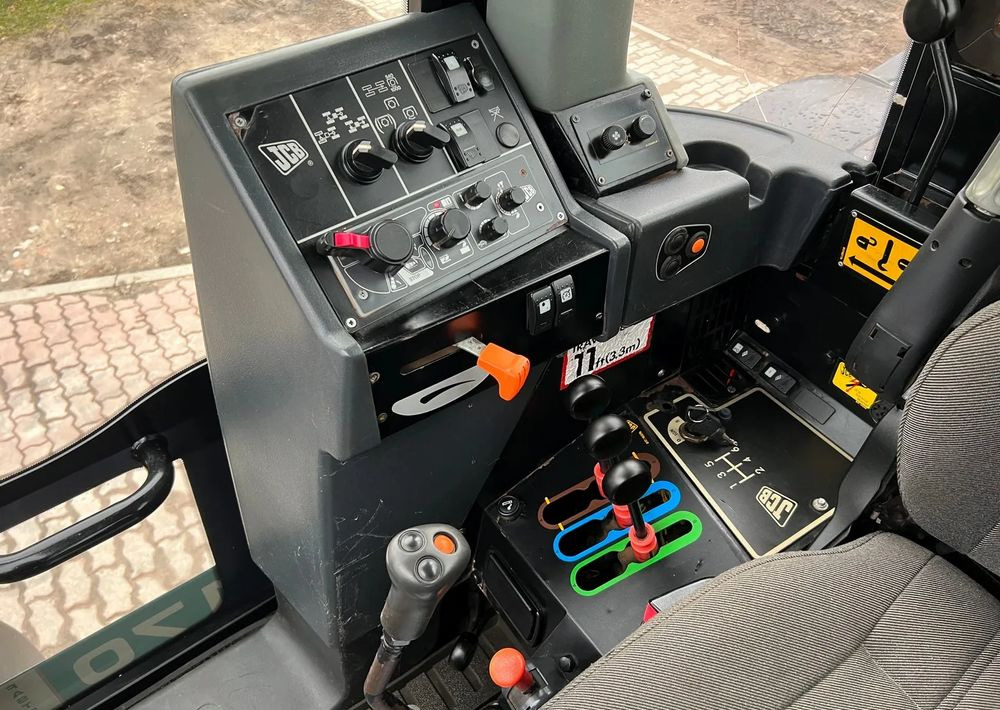 JCB Fastrac 2170 | 2007 ROK | 170KM | - Трактор: снимка 4 JCB Fastrac 2170 | 2007 ROK | 170KM | - Трактор: снимка 4
