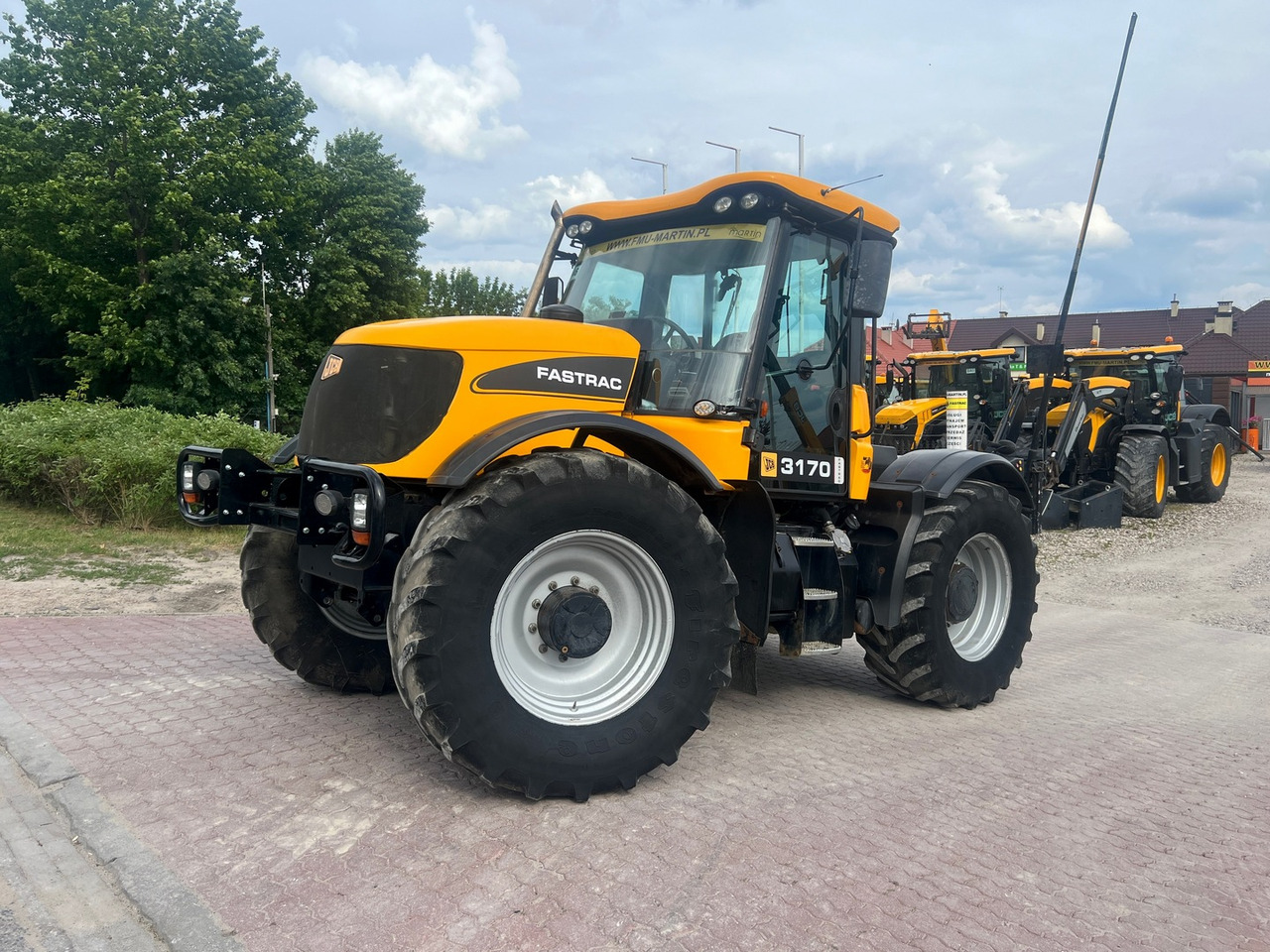 JCB Fastrac 3170 Plus - Трактор: снимка 1 JCB Fastrac 3170 Plus - Трактор: снимка 1