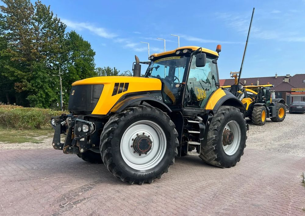 JCB Fastrac 8250 - Трактор: снимка 1 JCB Fastrac 8250 - Трактор: снимка 1