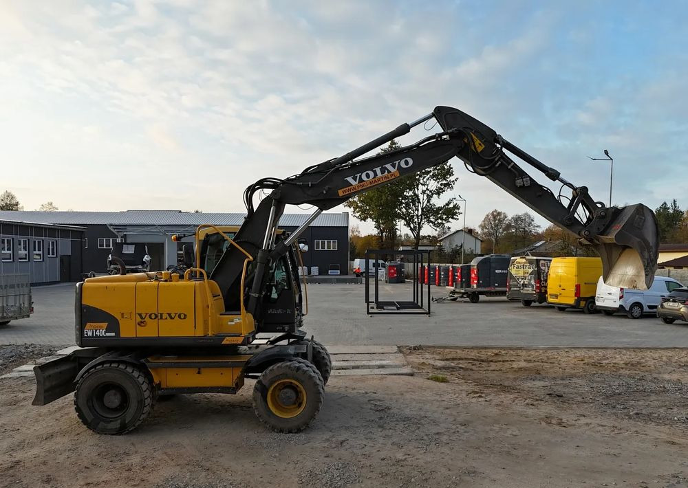 Колесен багер Volvo EW 140C | ROTOTILT: снимка 10
