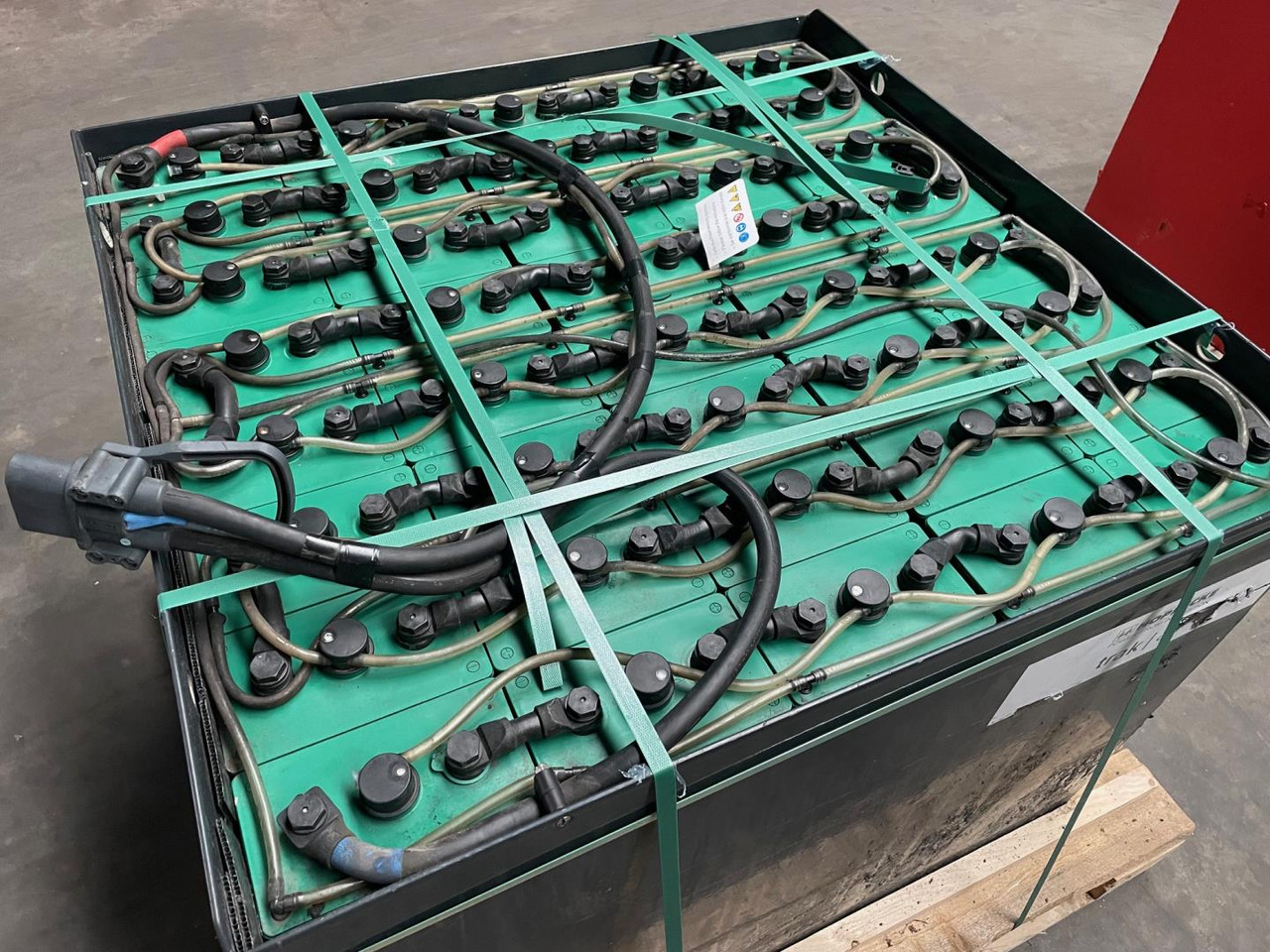 Hoppecke 80V 6 HPZS 930 - Акумулатор за Подемно-транспортна техника: снимка 1 Hoppecke 80V 6 HPZS 930 - Акумулатор за Подемно-транспортна техника: снимка 1