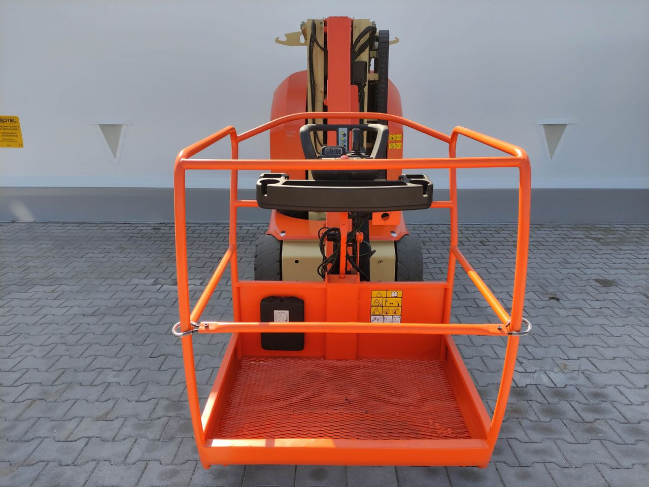 JLG Toucan 12 E (LACK NEU) - Вертикална работна платформа: снимка 3 JLG Toucan 12 E (LACK NEU) - Вертикална работна платформа: снимка 3