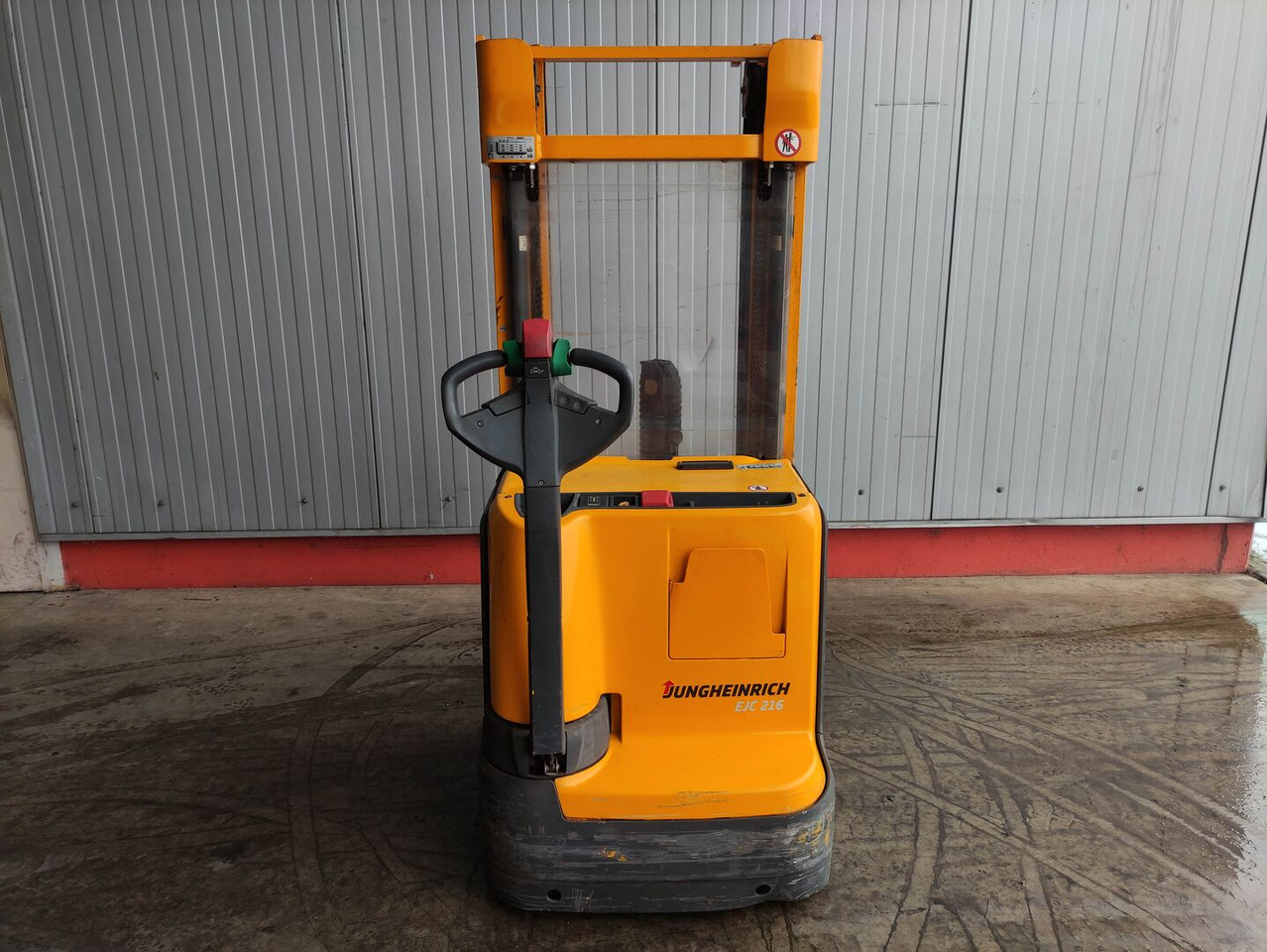 Jungheinrich EJC 216 - Стакер: снимка 4 Jungheinrich EJC 216 - Стакер: снимка 4