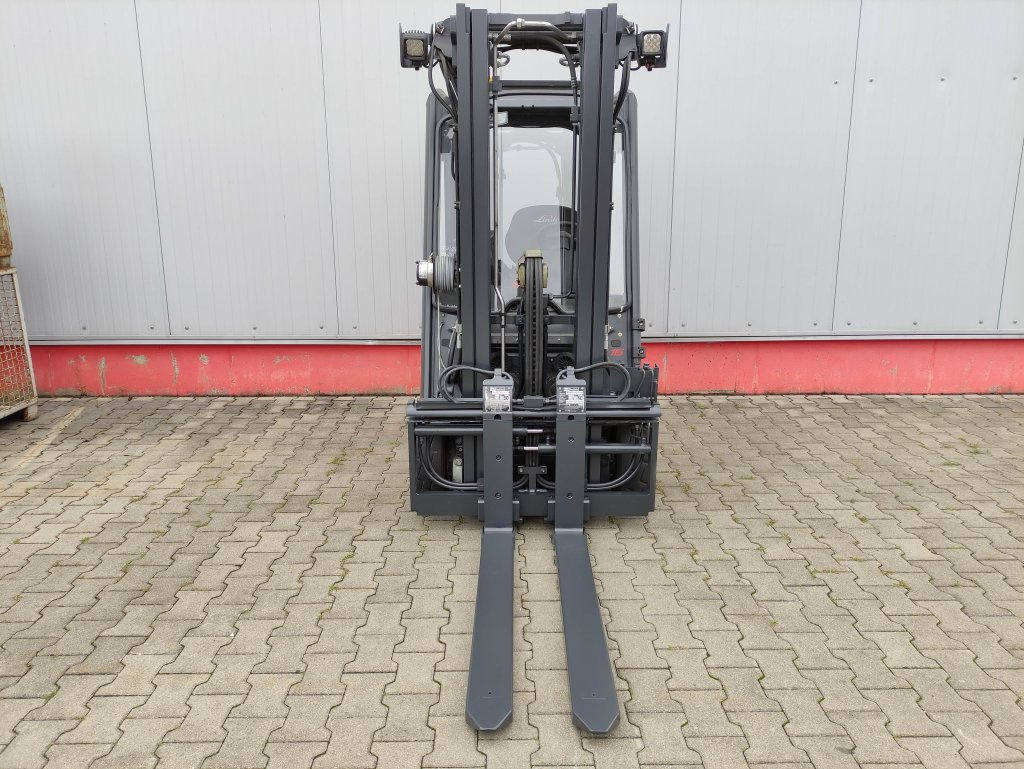 Linde E16-02-386 - Електрокар: снимка 3 Linde E16-02-386 - Електрокар: снимка 3