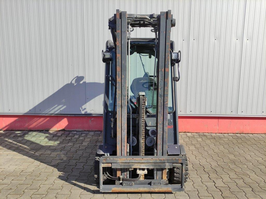 Linde E20L-02-386 - Електрокар: снимка 3 Linde E20L-02-386 - Електрокар: снимка 3