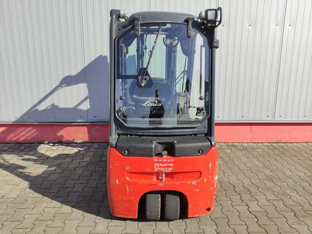 Linde E20L-02-386 - Електрокар: снимка 4 Linde E20L-02-386 - Електрокар: снимка 4