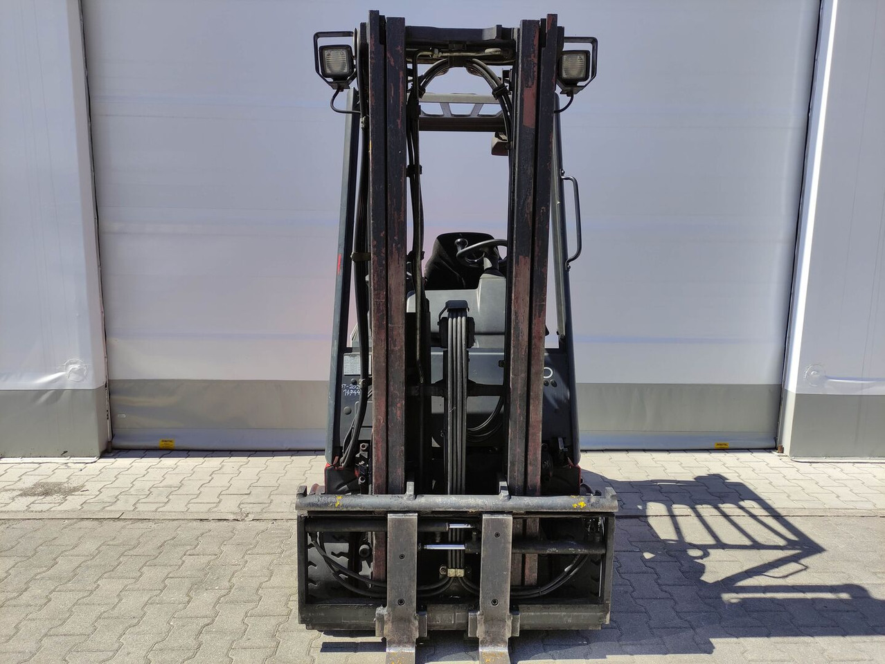 Linde E20P-335 - Електрокар: снимка 3 Linde E20P-335 - Електрокар: снимка 3
