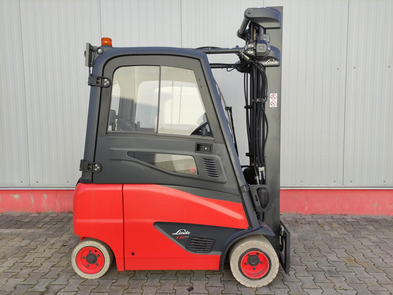 Linde E20PH-02-386-EVO - Електрокар: снимка 2 Linde E20PH-02-386-EVO - Електрокар: снимка 2