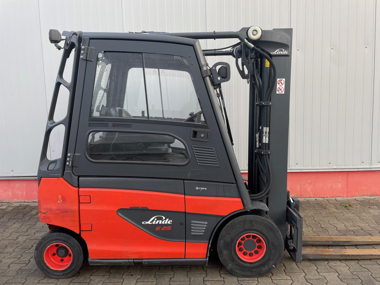 Linde E25-01-387 - Електрокар: снимка 2 Linde E25-01-387 - Електрокар: снимка 2
